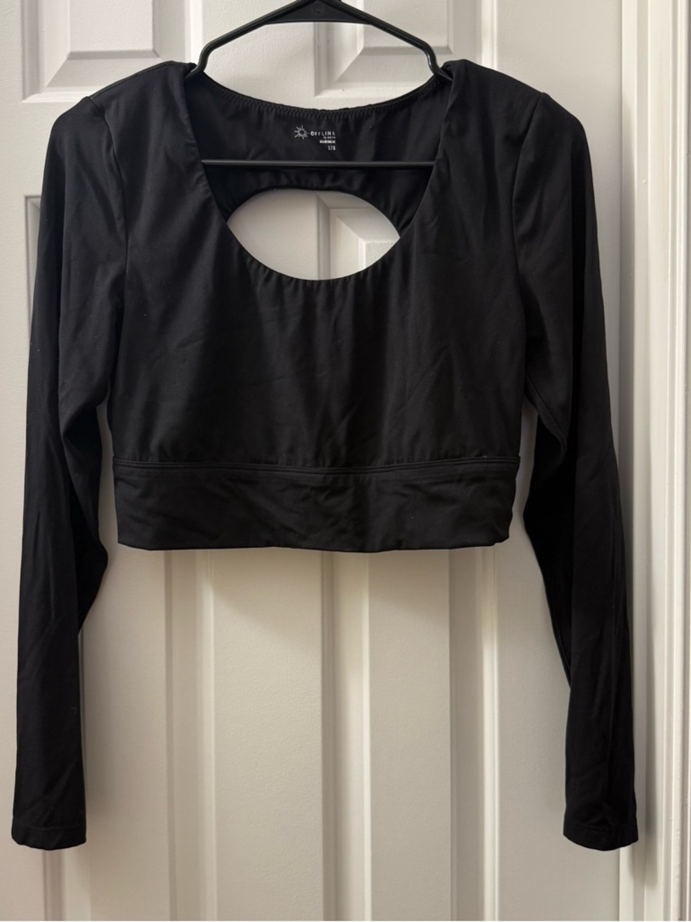Aerie Black Cropped Long Sleeve Top with Cutout